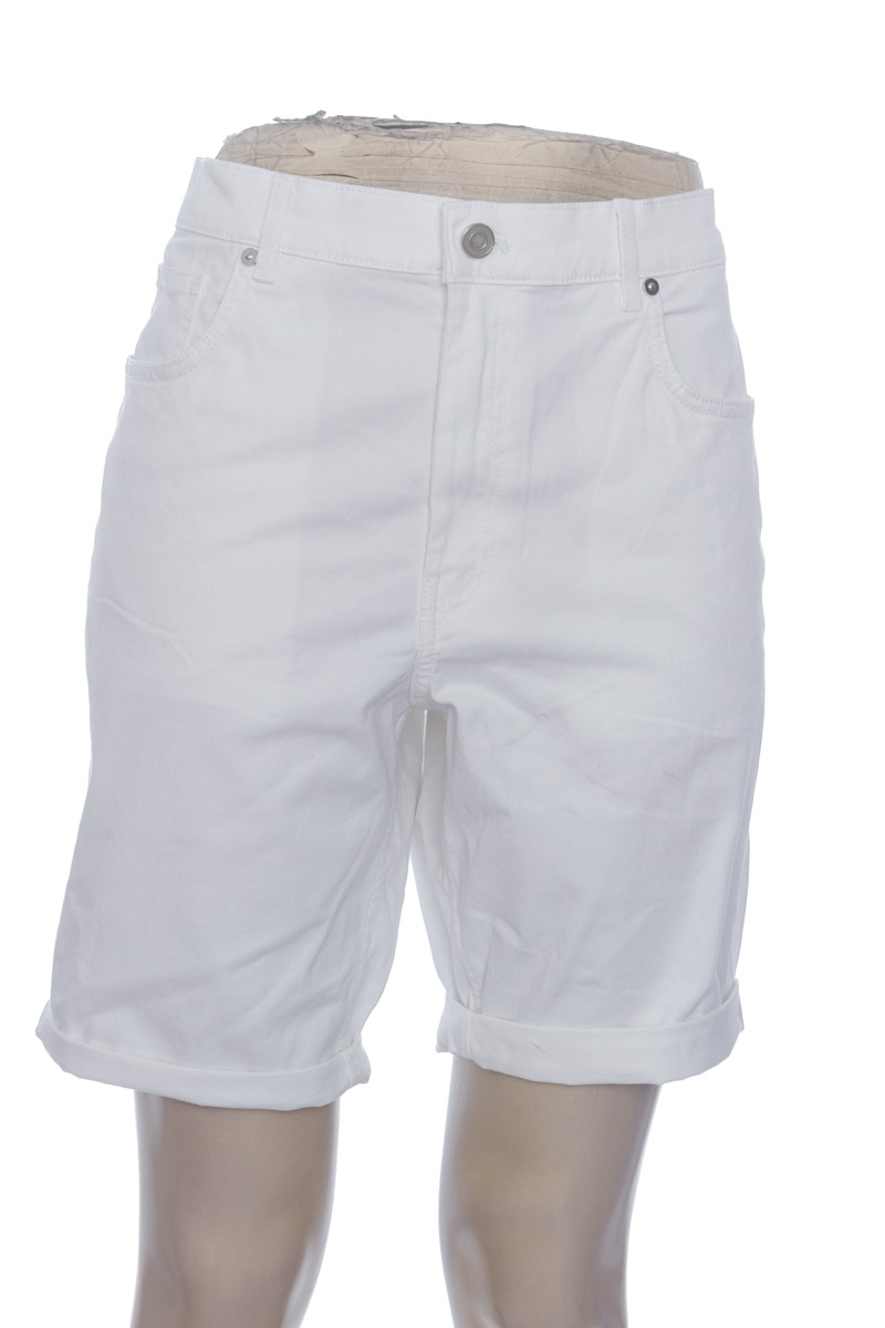 Bermuda - Pantaloneta color Blanco - H&M