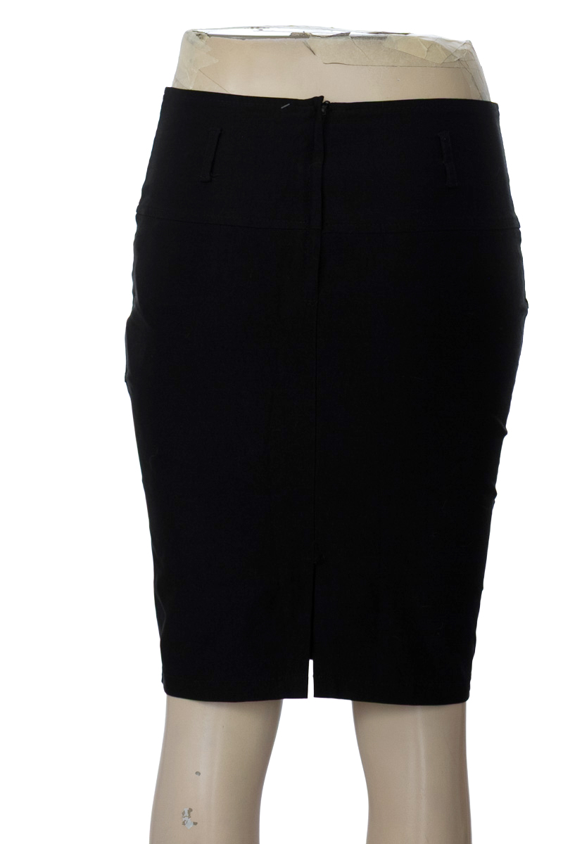 Falda color Negro - Great Land