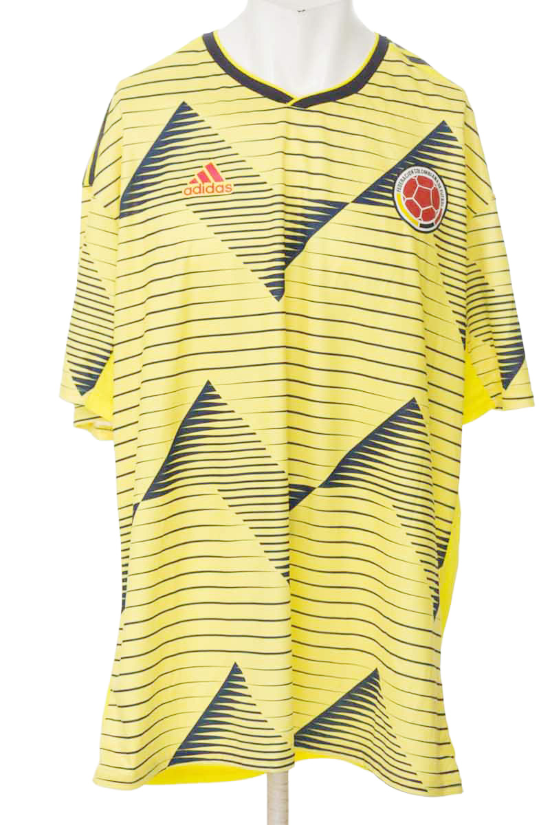 Ropa Deportiva color Amarillo - Closeando