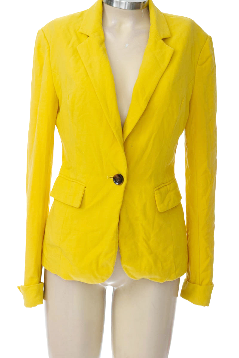 Chaqueta / Abrigo color Amarillo - Studio F
