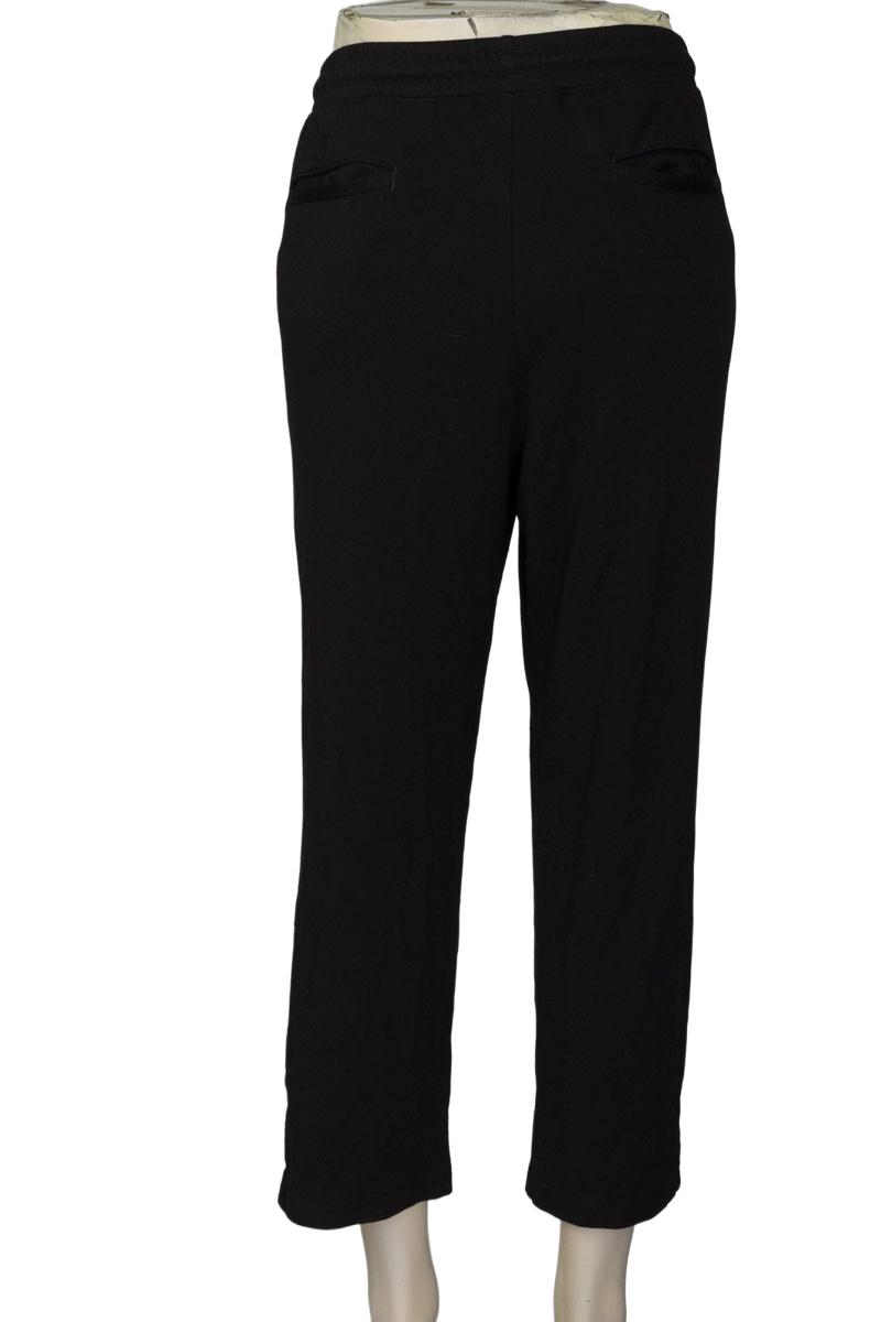 Pantalón color Negro - Arturo Calle