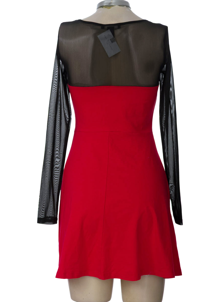 Vestido / Enterizo color Rojo - Forever 21