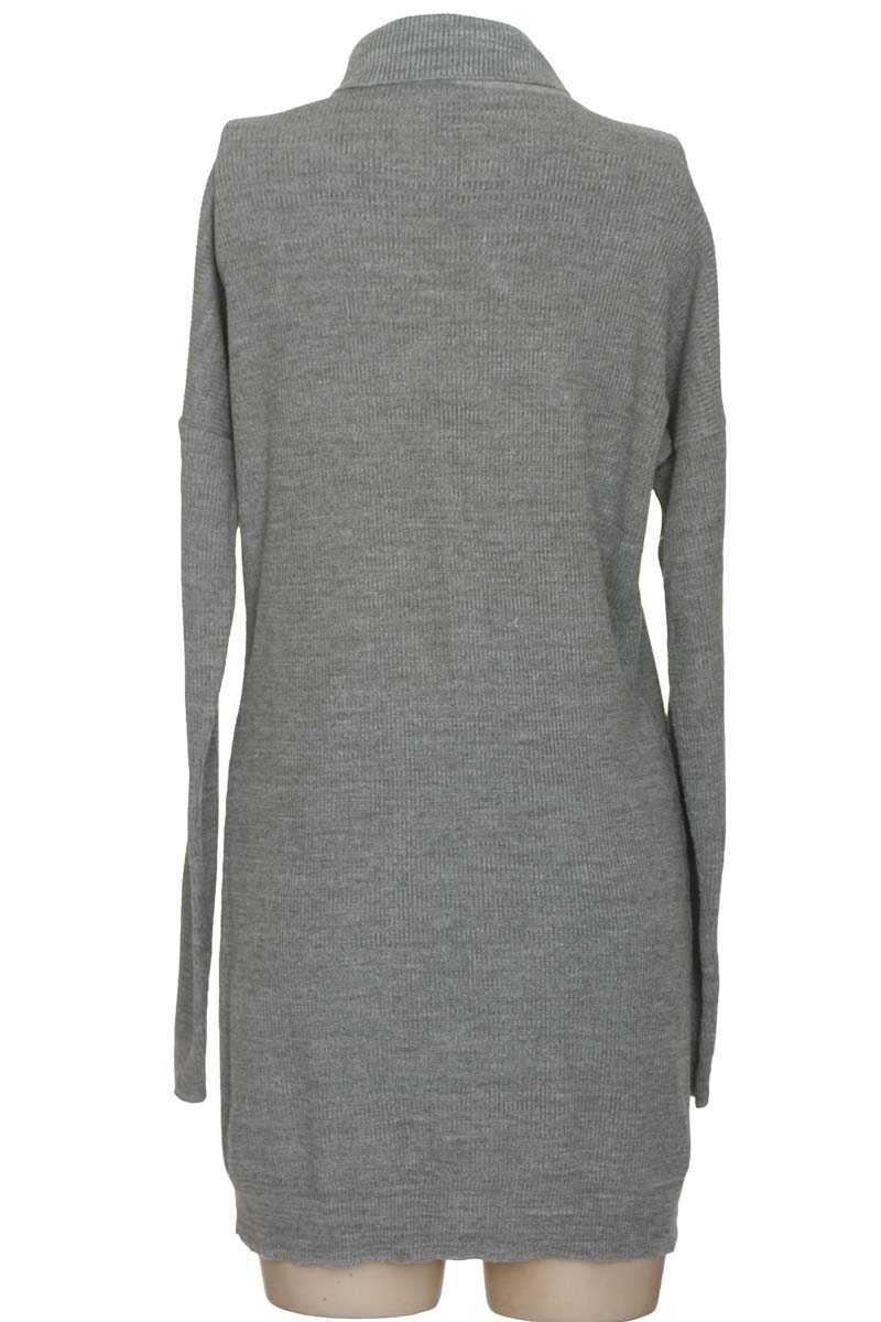 Vestido / Enterizo color Gris - Closeando