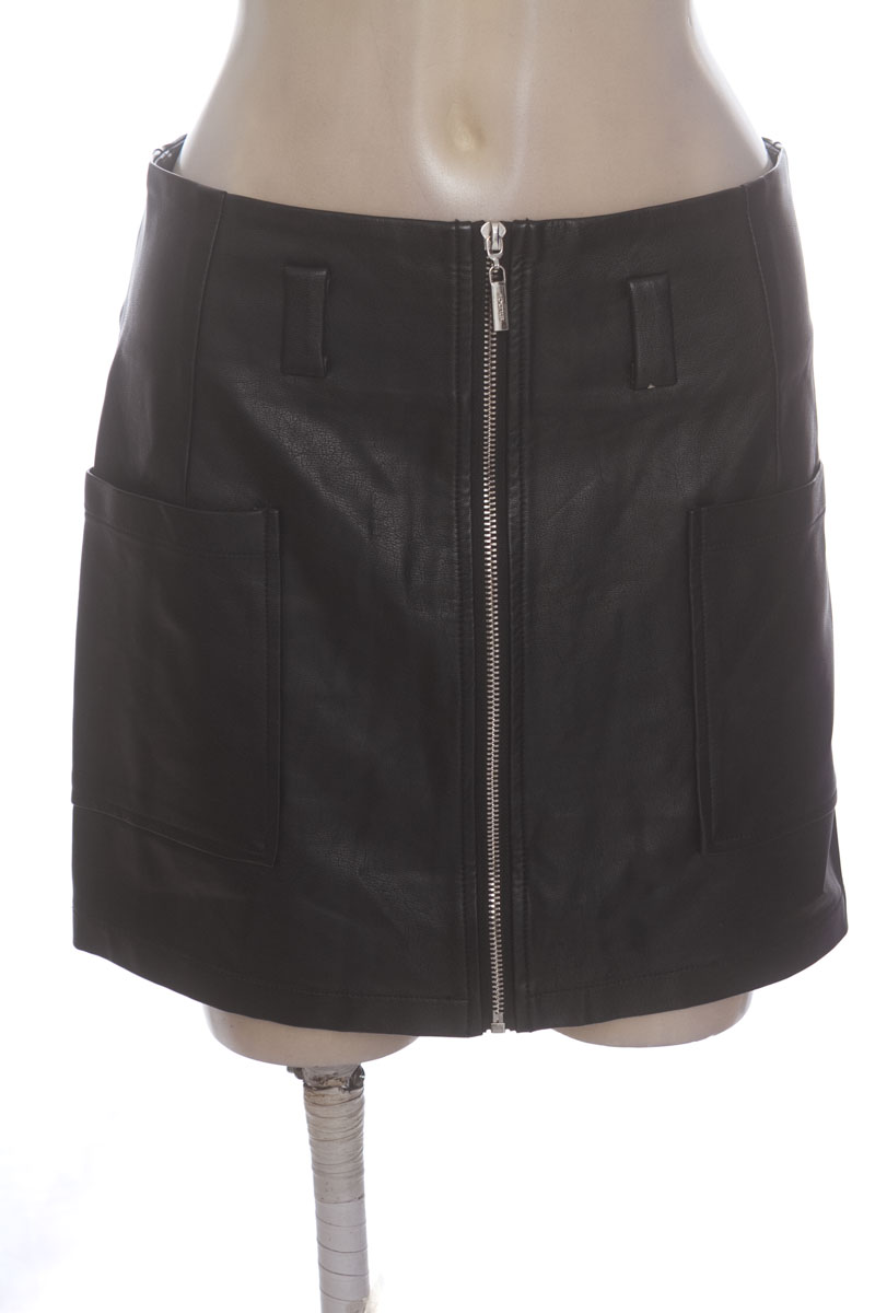 Falda color Negro - Studio F