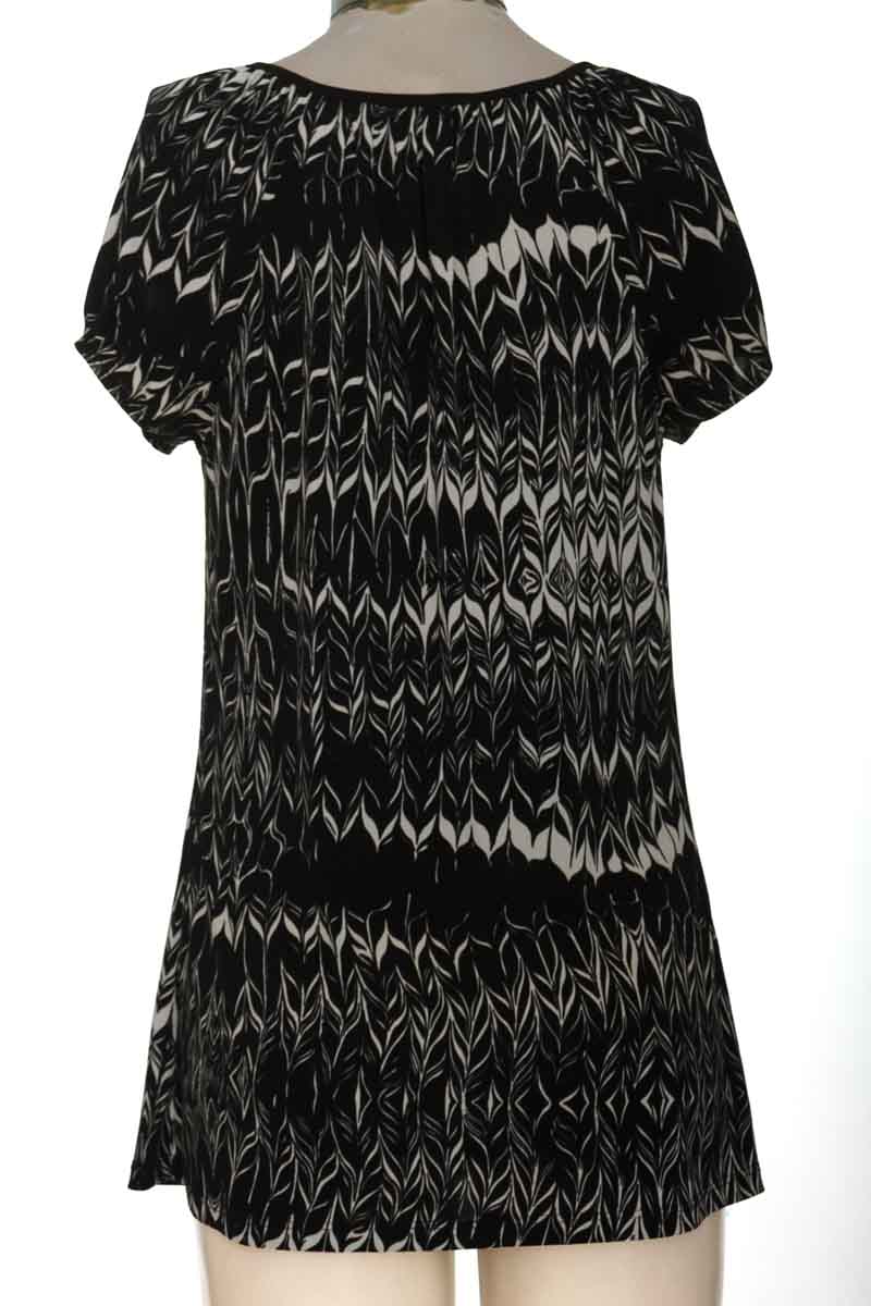 Blusa color Negro - PerSeption Concept