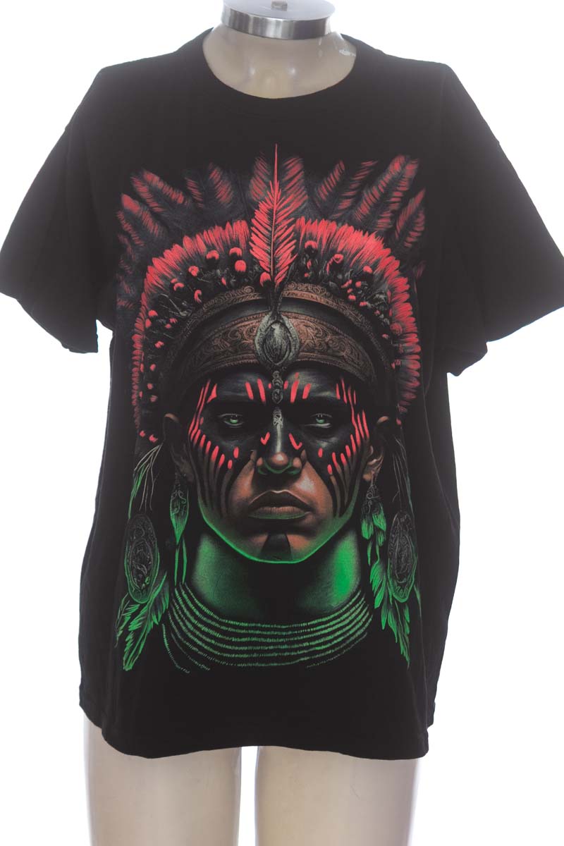 Top / Camiseta color Negro - Serfe