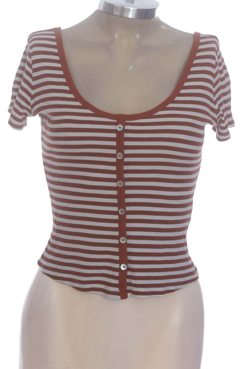 Top / Camiseta color Café - Koaj