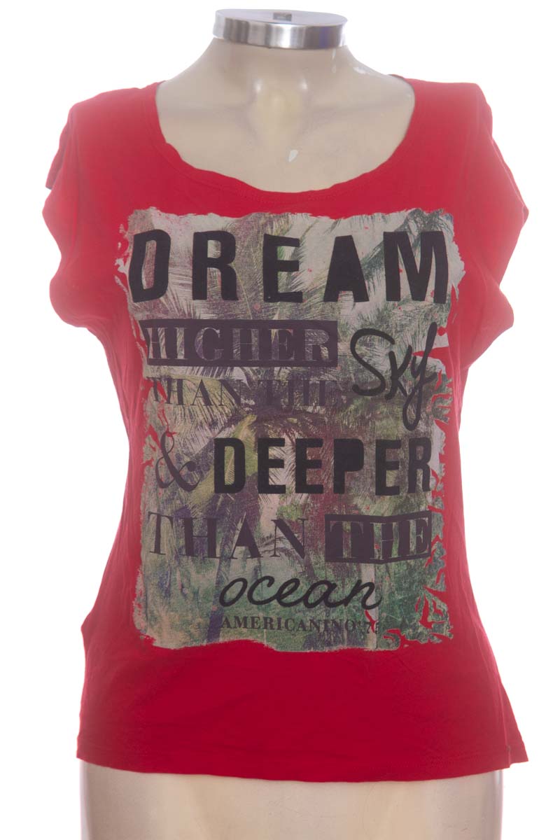 Top / Camiseta color Rojo - Americanino