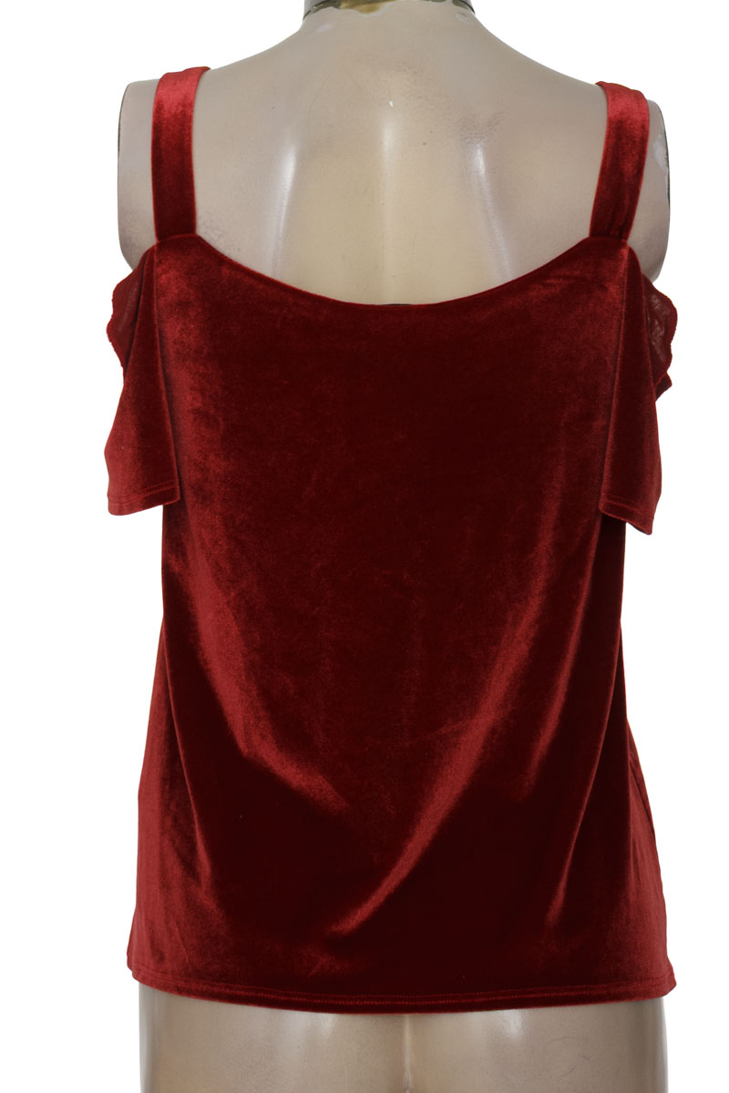 Top / Camiseta color Rojo - NAF NAF