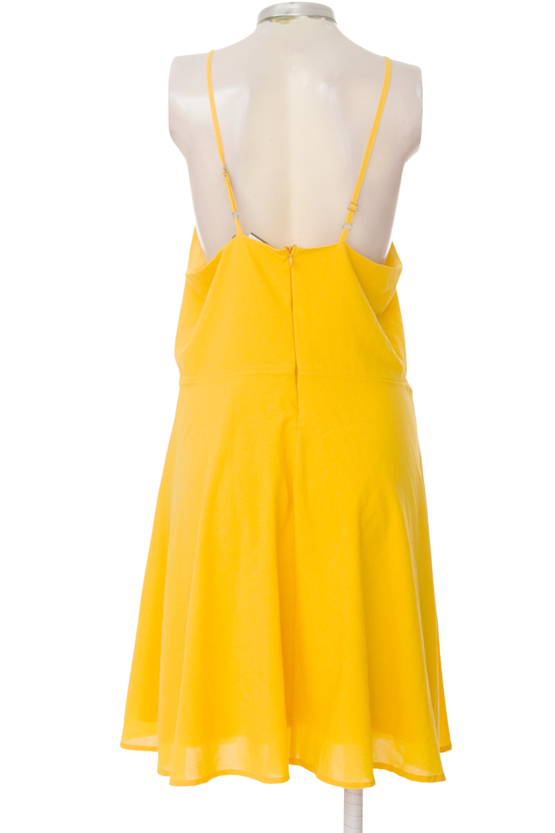 Vestido / Enterizo color Mostaza - Koaj