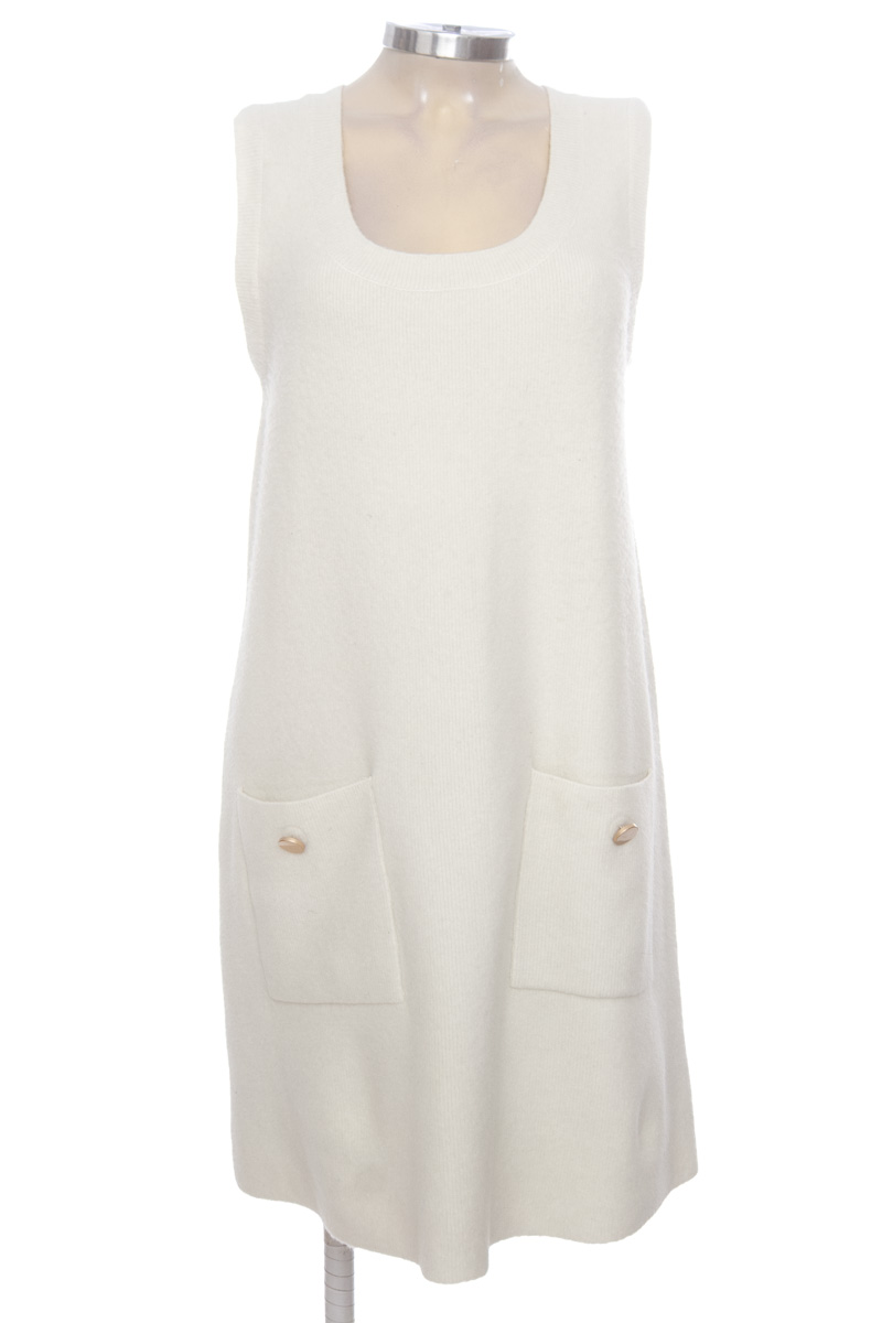 Vestido / Enterizo color Beige - Zara