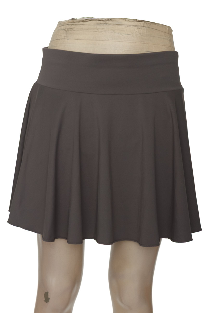 Ropa Deportiva / Salida de Baño color Gris - Closeando