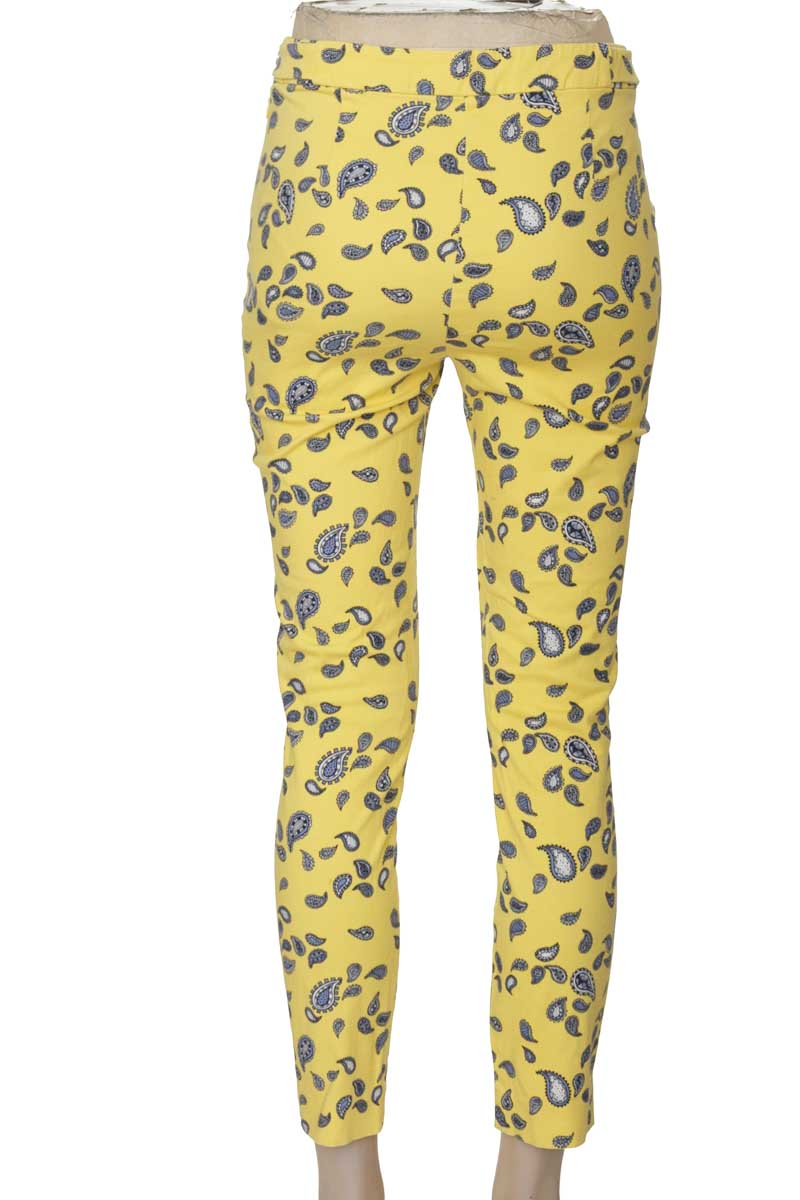 Pantalones color Amarillo - Zara