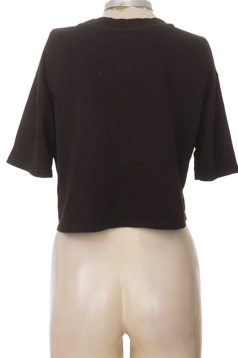 Top / Camiseta color Negro - Zara