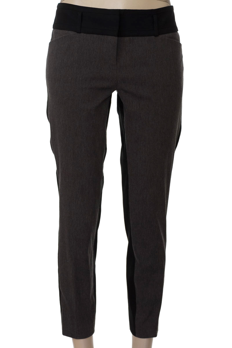 Pantalones color Gris - Closeando