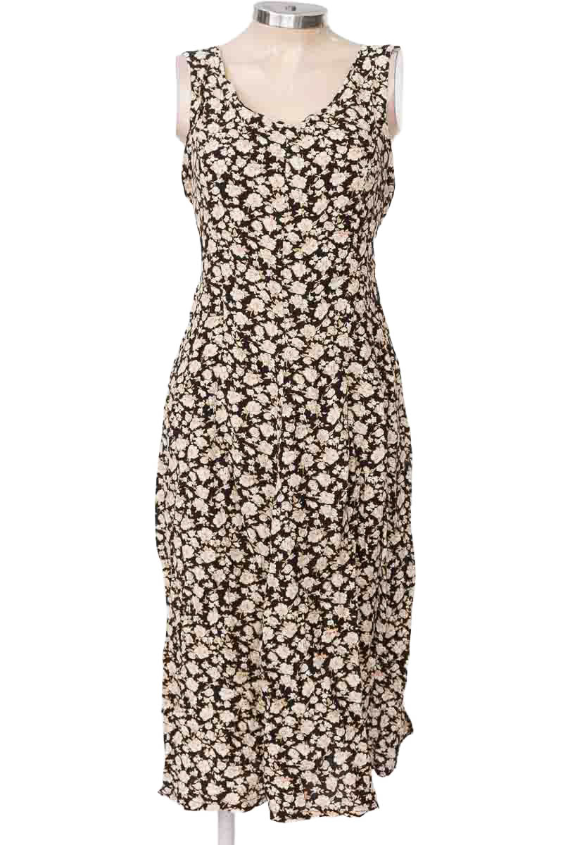 Vestido / Enterizo color Negro - Closeando