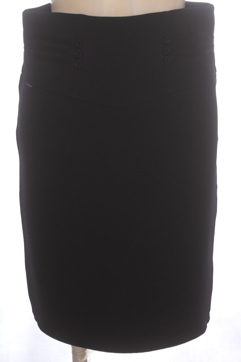 Falda color Negro - Jazmaur
