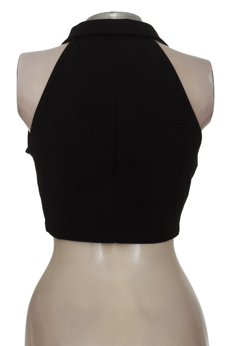 Top / Camiseta color Negro - Niuniu Studio