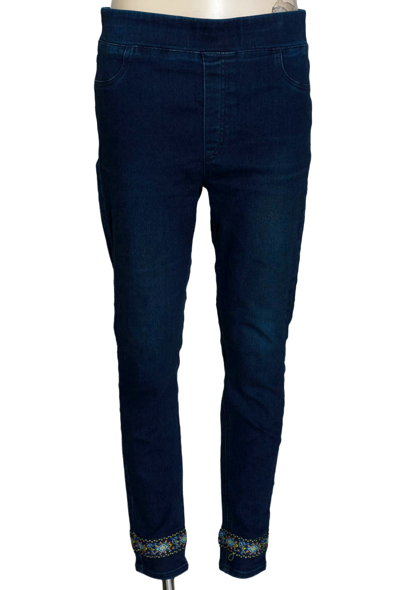 Pantalones color Azul - Arkitect