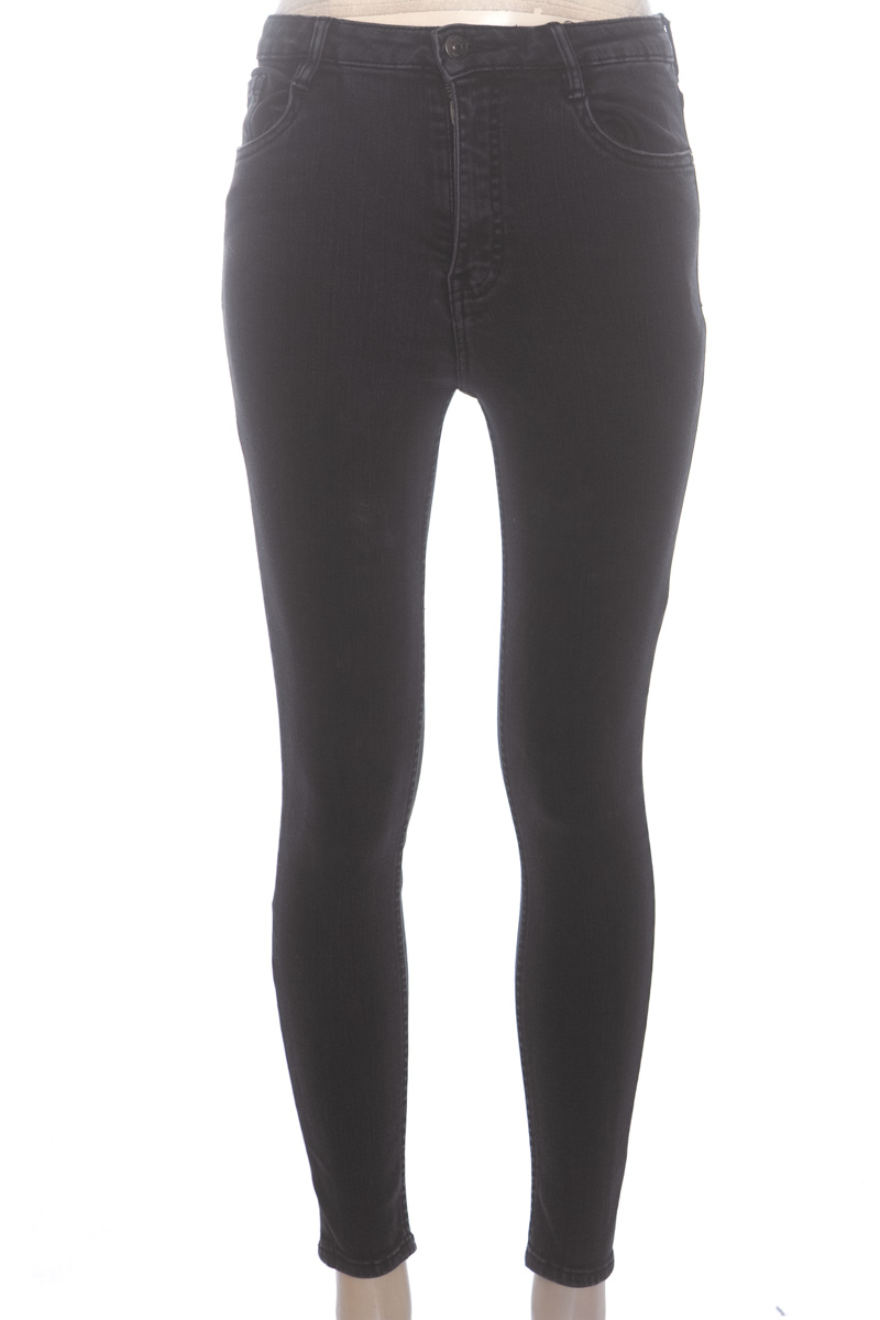 Pantalones color Negro - Zara