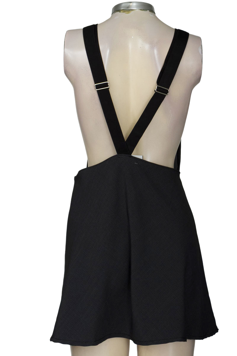 Falda color Gris - Closeando