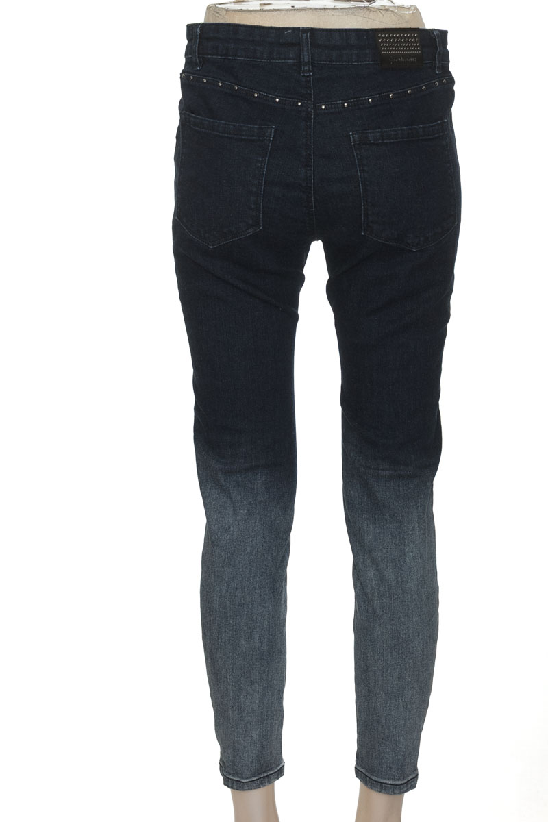 Pantalones color Azul - Stradivarius