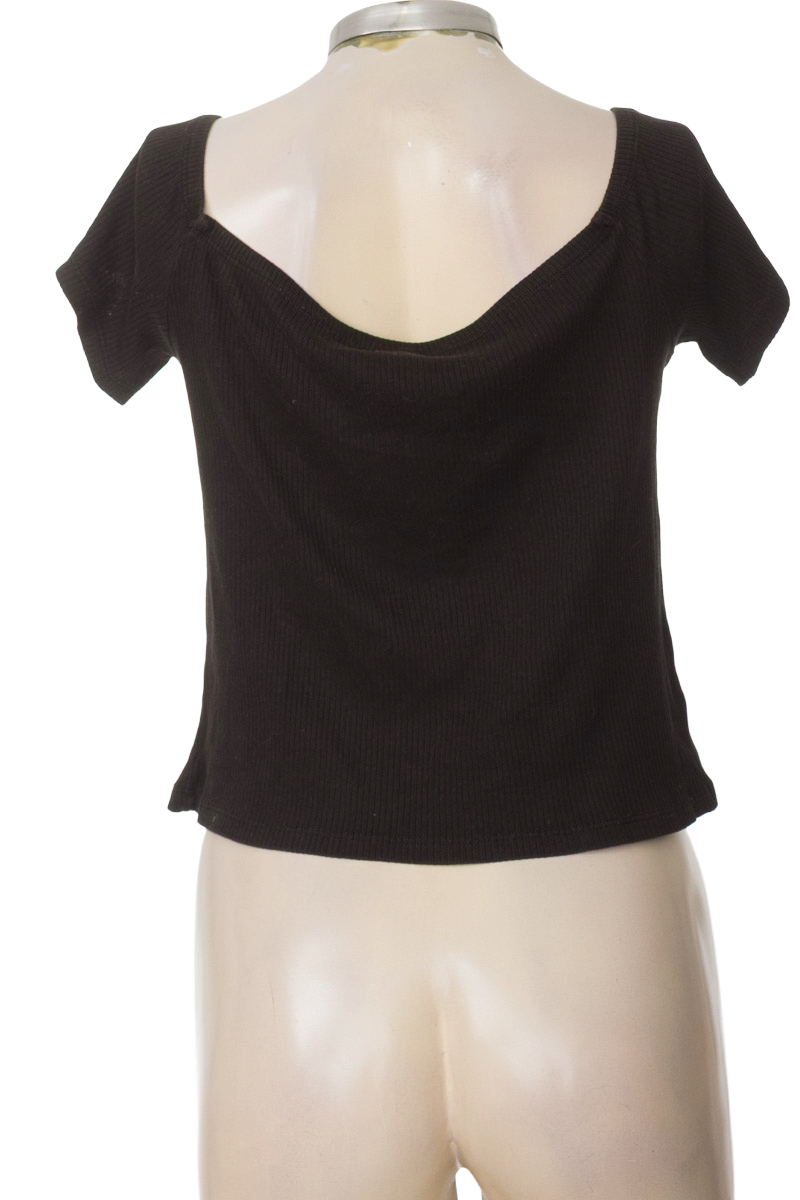 Top / Camiseta color Negro - Divided by H&M