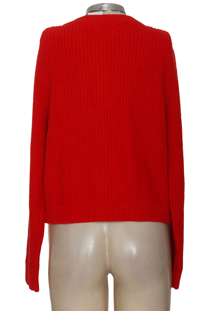 Sweater color Rojo - Closeando