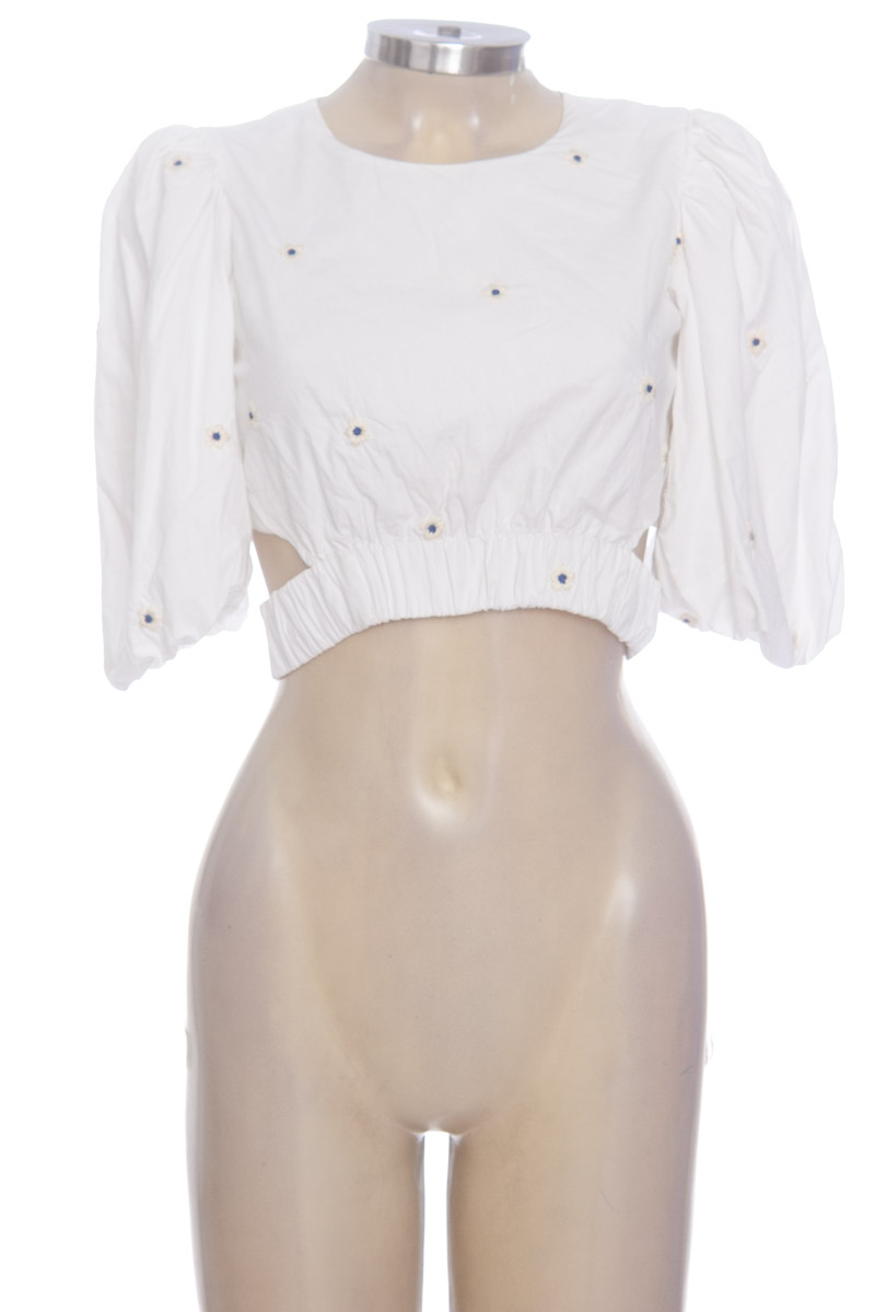 Top / Camiseta color Blanco - Zara
