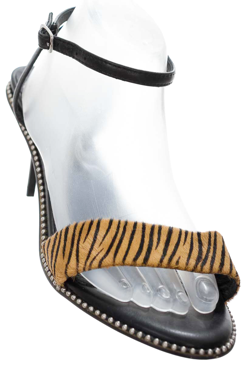 Zapatos color Negro - Azarey