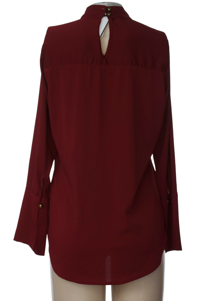 Blusa color Vinotinto - Closeando