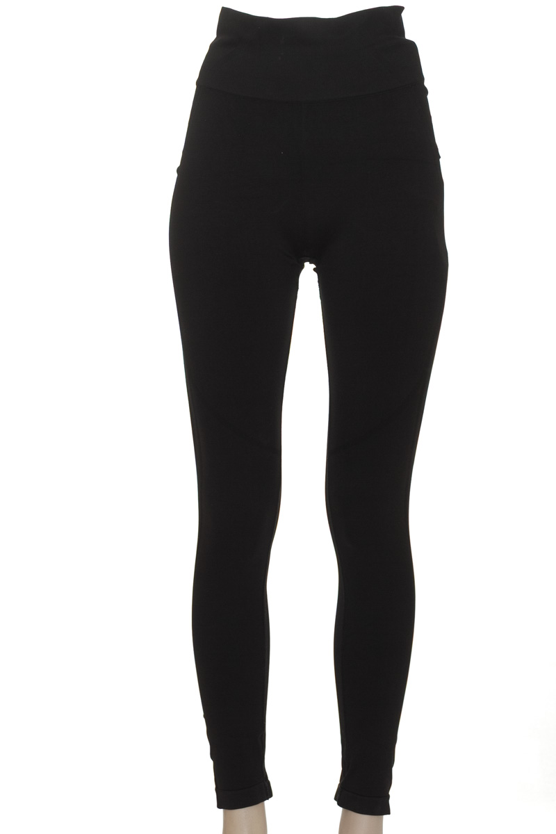 Ropa Deportiva / Salida de Baño color Negro - Gef