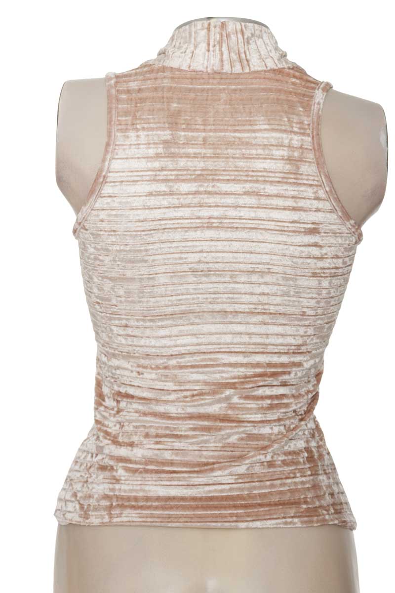 Top / Camiseta color Beige - Studio F