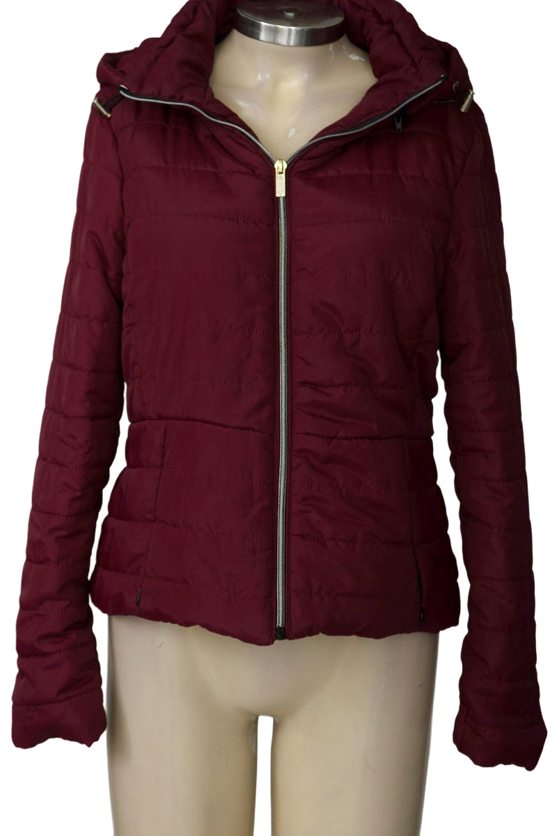 Chaqueta / Abrigo color Vinotinto - Koaj