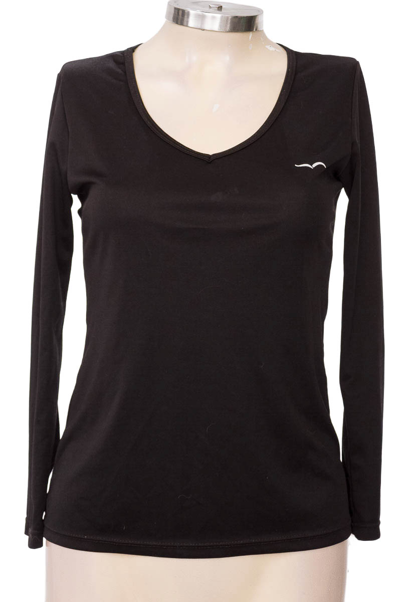 Ropa Deportiva / Salida de Baño color Negro - Closeando