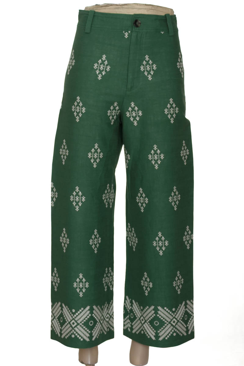 Pantalones color Verde - Zara