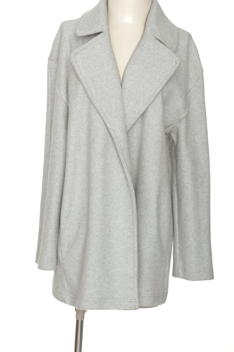 Chaqueta / Abrigo color Gris - Zara
