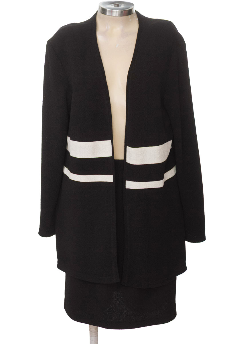 Vestido / Enterizo color Negro - Petite Sophisticate