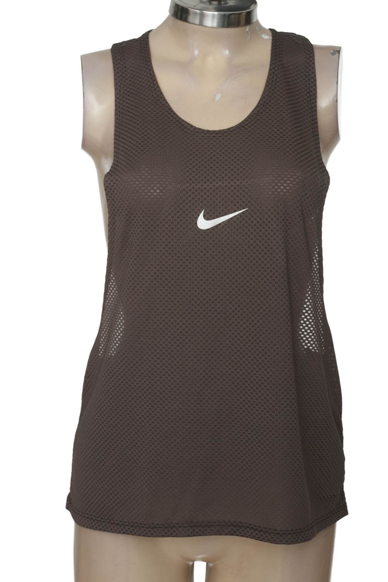 Ropa Deportiva / Salida de Baño color Gris - Nike