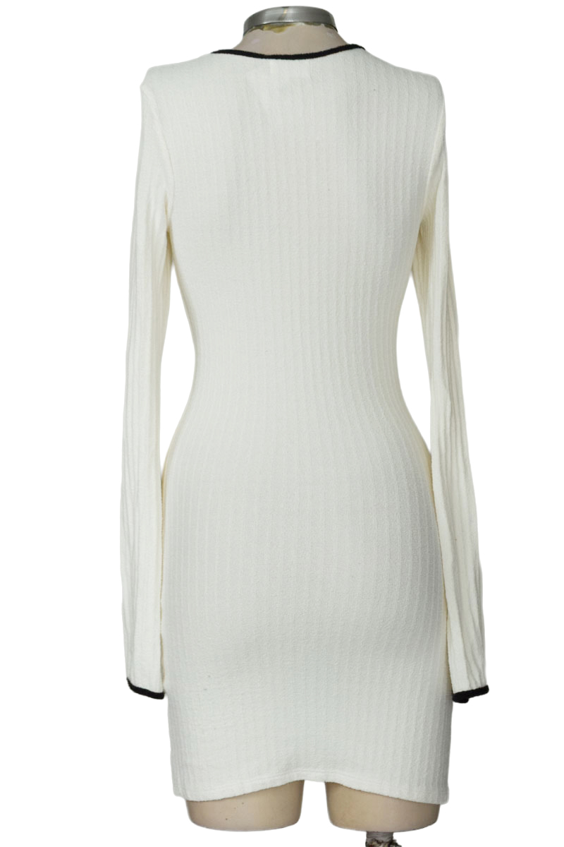 Vestido / Enterizo color Beige - Montce