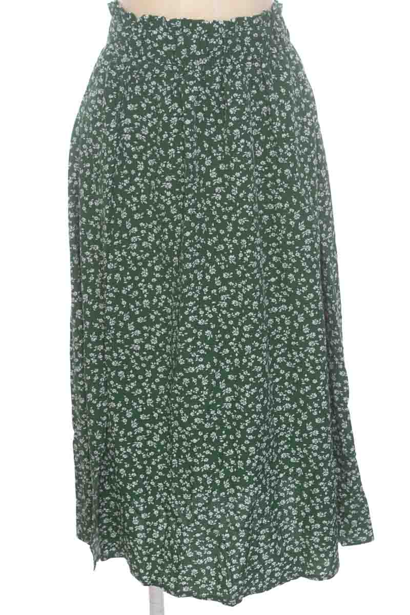 Falda color Verde - Closeando