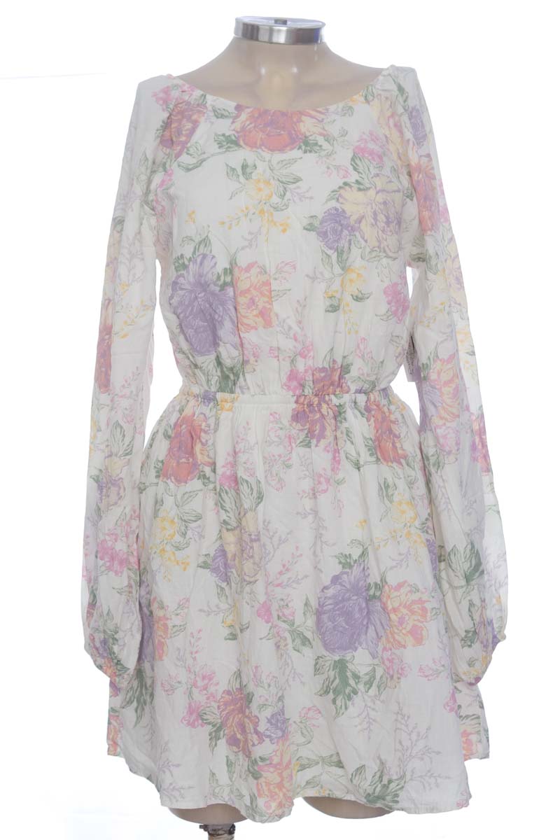 Vestido / Enterizo color Beige - Divided by H&M