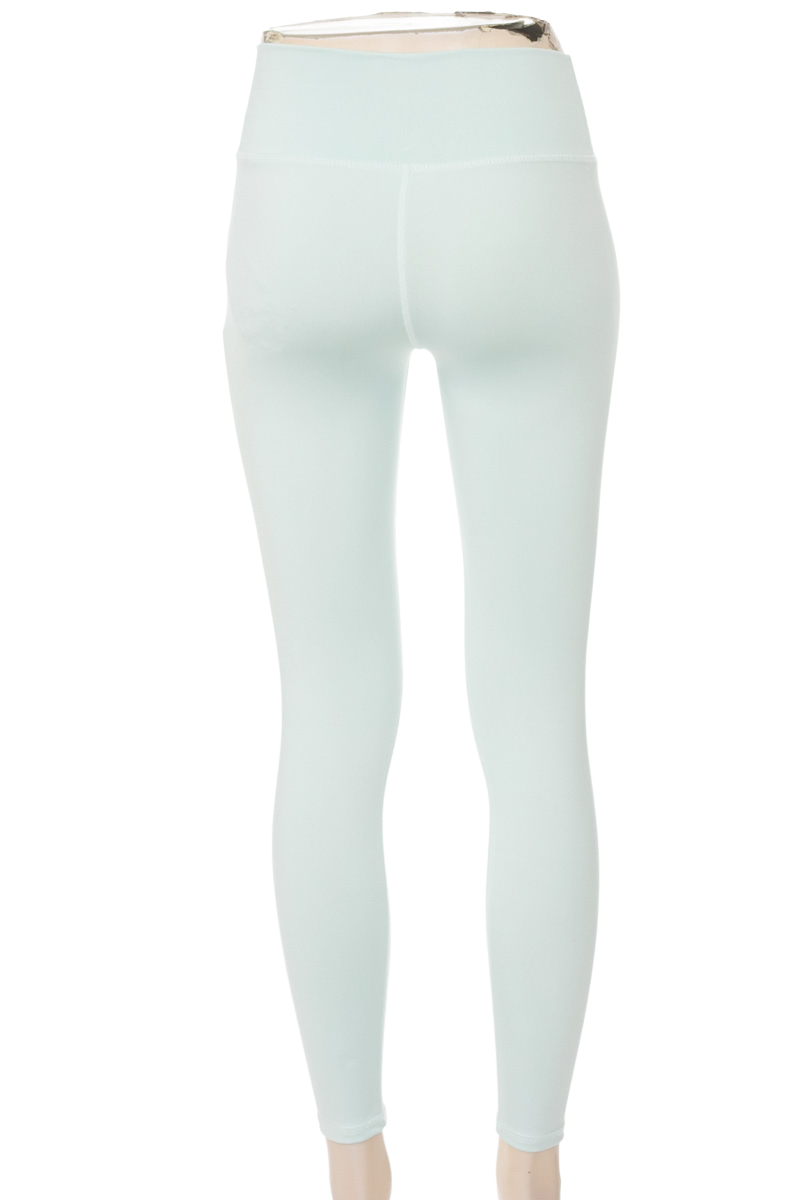 Ropa Deportiva / Salida de Baño color Aguamarina - GreenFit