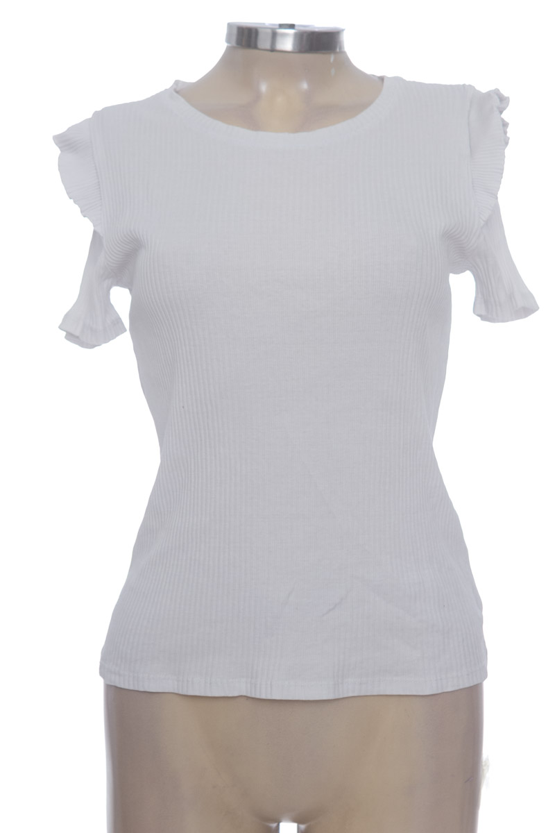 Top / Camiseta color Blanco - Zara