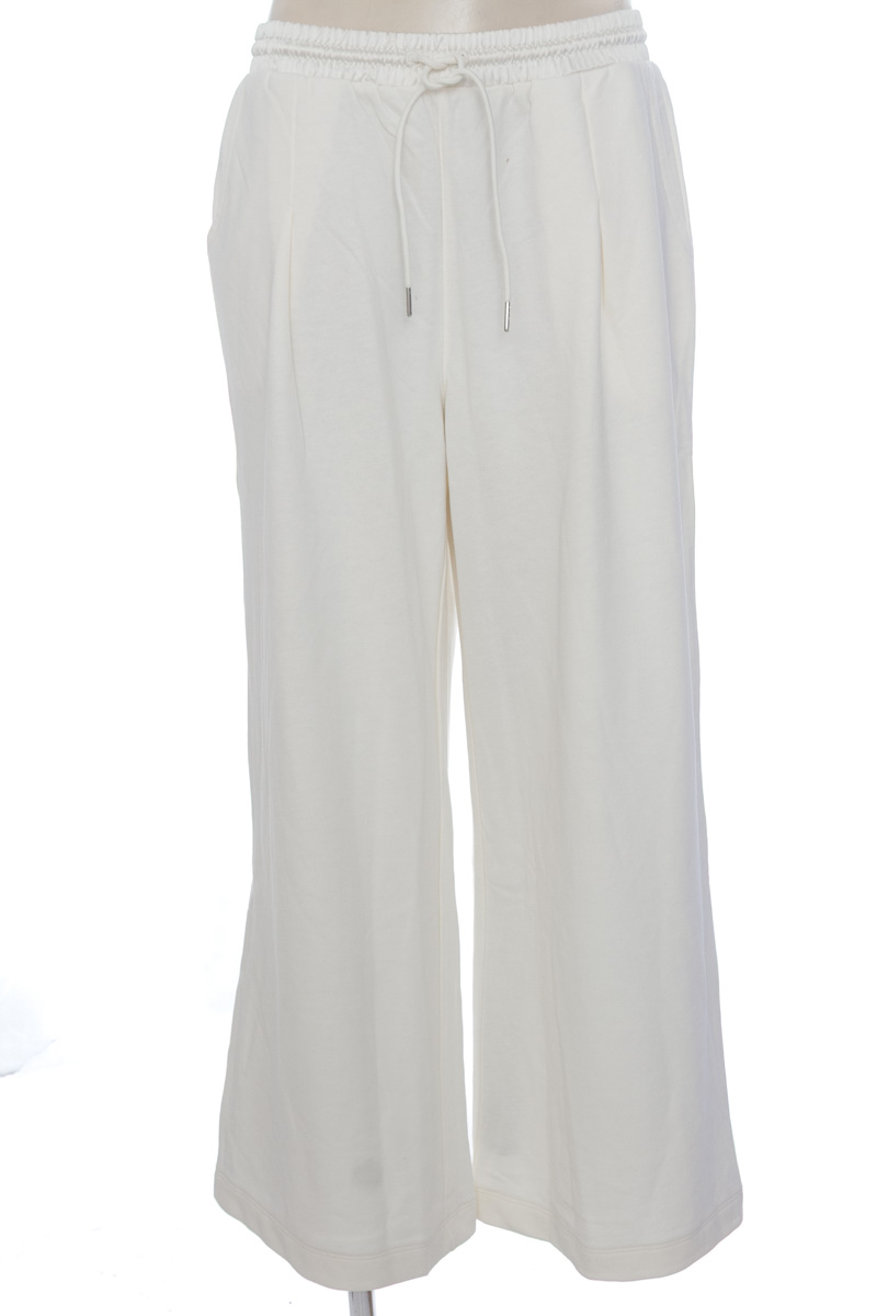 Pantalones color Beige - Divided by H&M