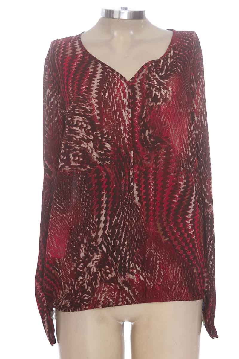 Blusa color Rojo - Closeando
