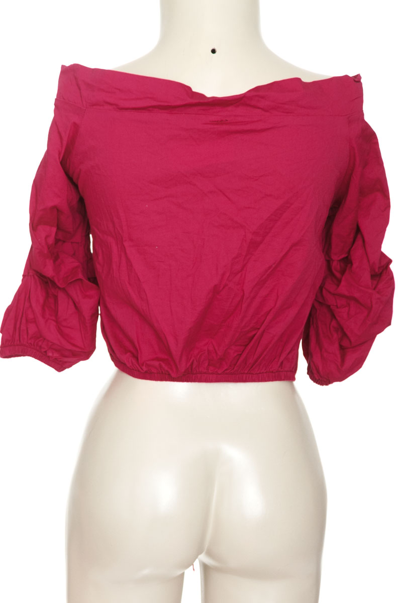 Top / Camiseta color Fucsia - Closeando