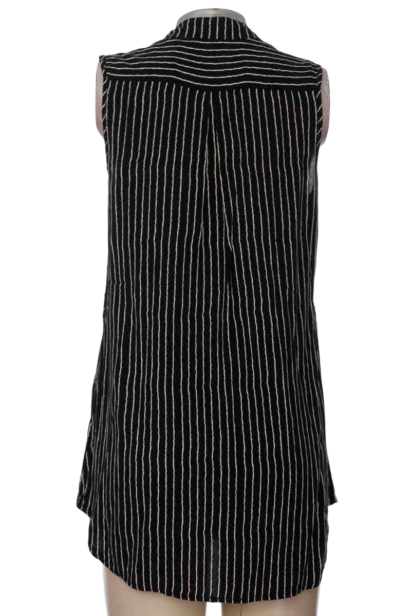 Blusa color Negro - AMIA