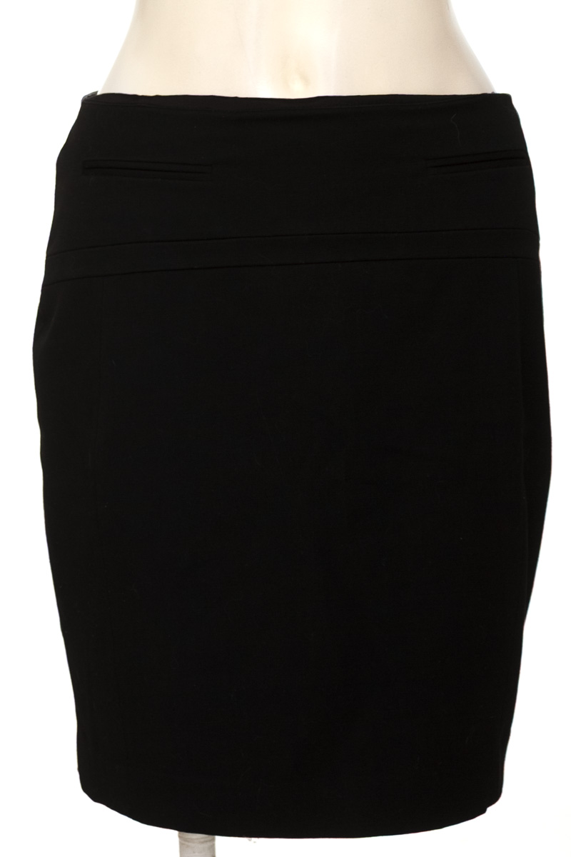 Falda color Negro - Express