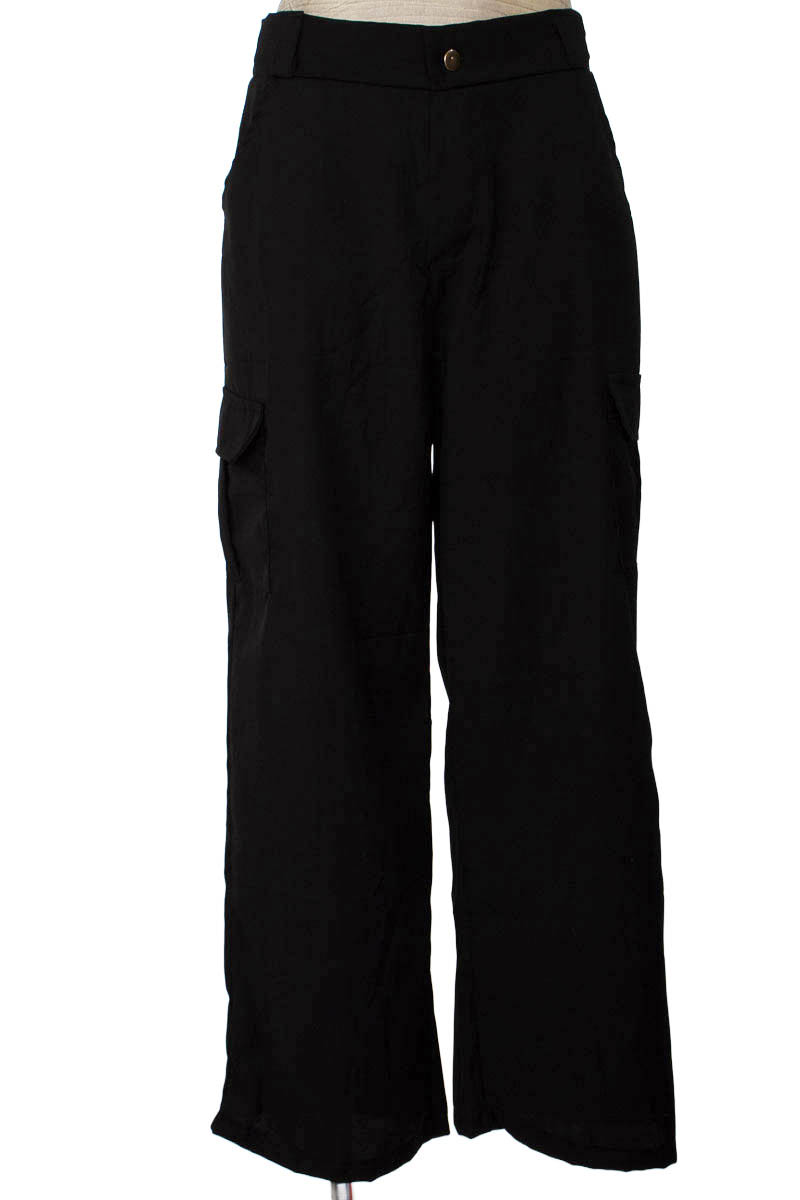 Pantalones color Negro - Monica